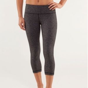 Lululemon Wunder Under Herringbone Crop • Size 6